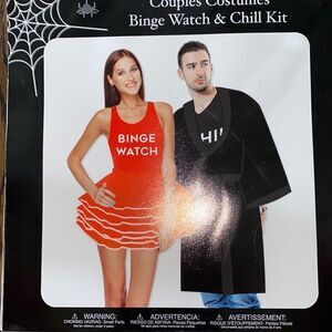 couple costume binge watch & chill kit New